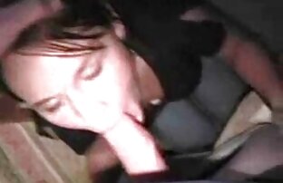 XXX बड़े स्तन के साथ लड़की उसे वीडियो सेक्सी मूवी सेक्सी वेब कैमरा दे