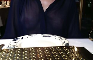 XXX स्लिम लड़की पल मैट खेल पर एक आदमी हिंदी में सेक्सी वीडियो मूवी